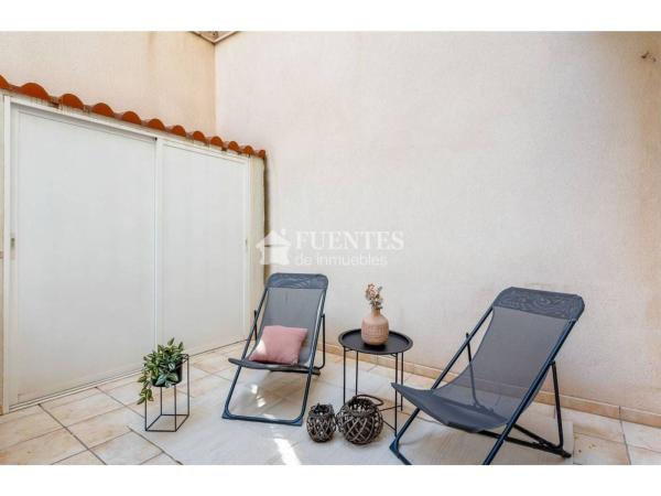 Venta de piso en Piso en Calle del Maestro Alonso, Carolinas Altas, Alicante / Alacant, Alicante / Alacant
thumbnail 2