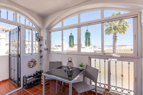Chalet adosado en venta en  Chalet adosado en La Ciñuelica - Villa Rosa, Orihuela , Orihuela photo 4