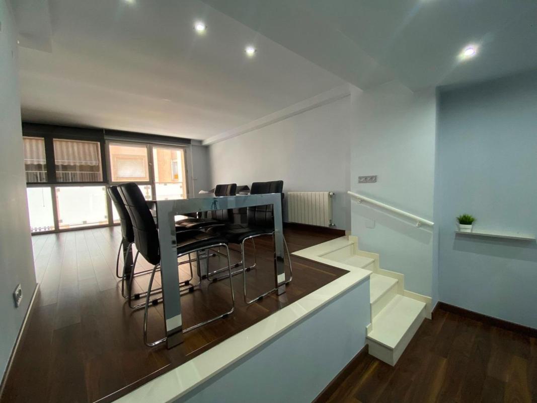 Продажа квартиры на Piso en Calle Dean Llopez, Playa Levante, Santa Pola, Санта Пола
photo 2