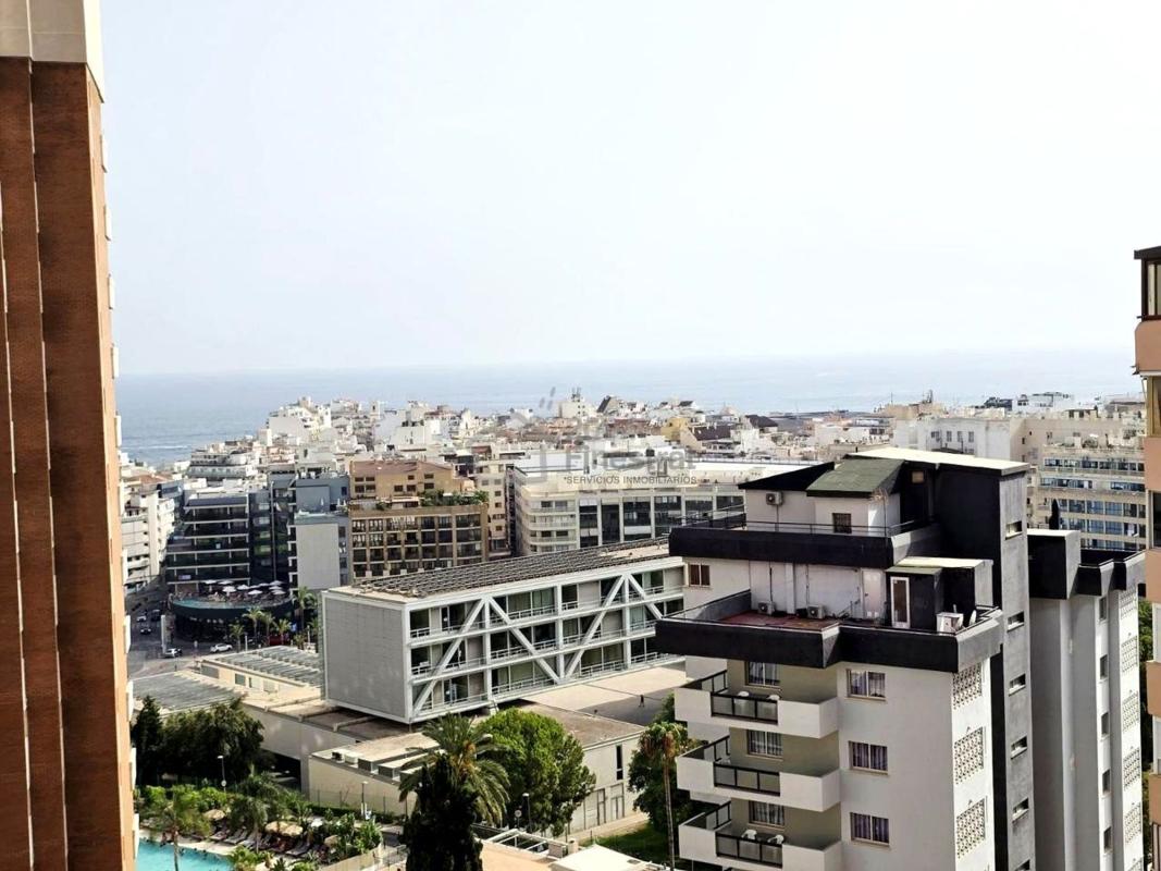 Venta de piso en Piso en Calle Mirador, Pueblo Levante, Benidorm, Benidorm
photo 2