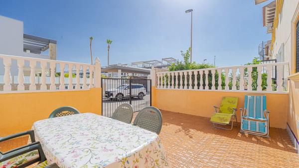 Sale of flat in Piso en Urbanització Pau 20 Villa Rosa Camp, Horizonte - La Campana, Orihuela, Orihuela
 photo 4