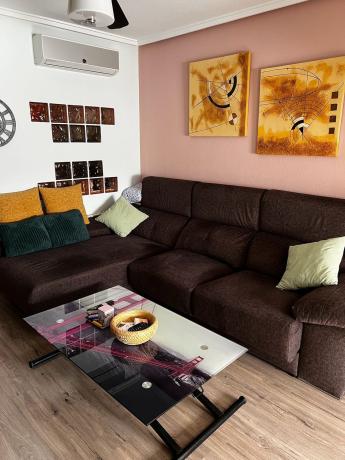 Chalet adosado en venta en Chalet adosado en Calle Baltasar Gracián, 1, Monforte del Cid , Monforte del Cid thumbnail 1