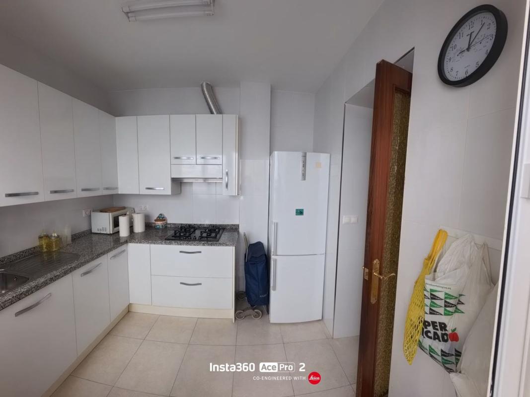 Продажа квартиры на Piso en Poeta Zorrilla, Carolinas Bajas, Alicante / Alacant, Аликанте / Алакант
 photo 4