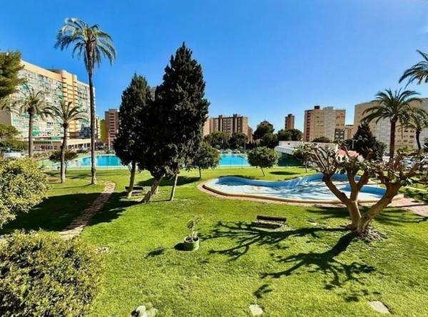 Venta de piso en Piso en Avenida de Suecia, 2, Pueblo Levante, Benidorm, Benidorm
photo 1