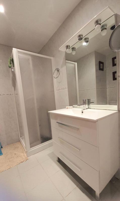 Venta de estudio en Estudio en Calle Poeta Vila y Blanco, 4, Ensanche-Diputación, Alicante / Alacant, Alicante / Alacant photo 1