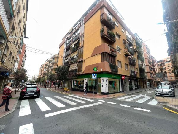 Venta de piso en Piso en Calle del Buen Pastor, Centro Urbano, Benidorm, Benidorm
photo 1