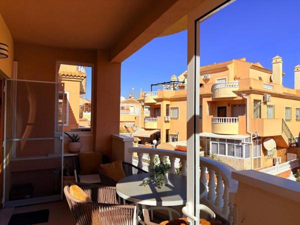 Duplex na sprzedaż w Dúplex en Calle Alcázar de Segovia, 21, Lomas de Don Juan, Orihuela, Orihuela thumbnail 2