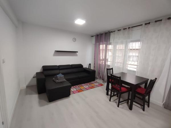 Piso en venta en Piso en Calle Pradilla, Carolinas Altas, Alicante / Alacant, Alicante / Alacant photo 2