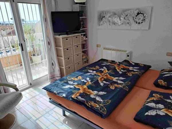 Terraced house for sale at  Chalet adosado en Ronda, Doña Pepa, Rojales , Rojales photo 4