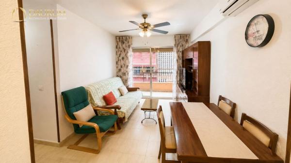 Venta de piso en Piso en Calle del Buen Pastor, Centro Urbano, Benidorm, Benidorm
 photo 1