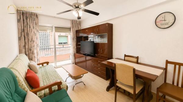 Venta de piso en Piso en Calle del Buen Pastor, Centro Urbano, Benidorm, Benidorm
 photo 3