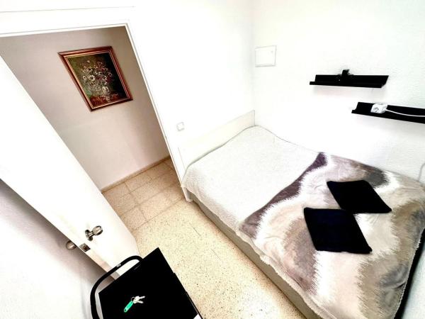 Квартира на продажу на Piso en Colonia Requena - Virgen del Carmen, Alicante / Alacant, Аликанте / Алакант photo 1