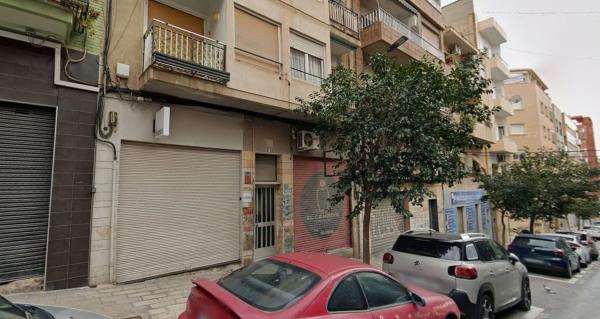 Sprzedaż mieszkania w Piso en Calle Maestro Gaztambide, Mercado, Alicante / Alacant, Alicante / Alacant
 photo 1
