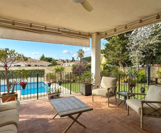 Chalet wolnostojący na sprzedaż w  Casa o chalet independiente en Campoamor, Orihuela, Orihuela photo 4