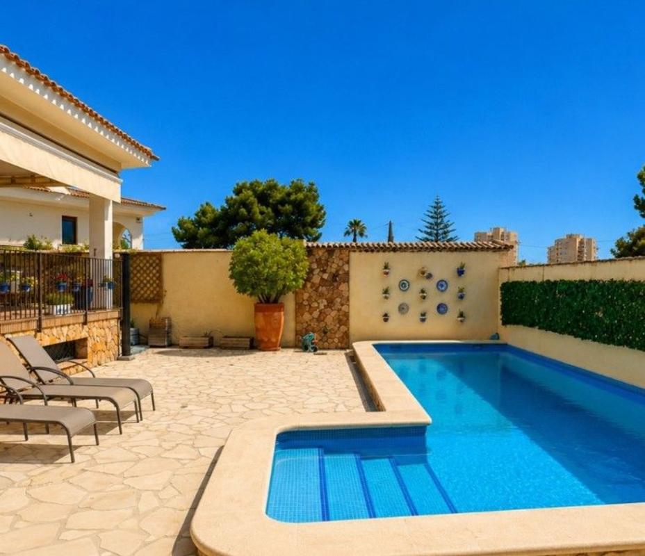 Sprzedaż niezależnego domku jednorodzinnego w Casa o chalet independiente en Campoamor, Orihuela, Orihuela photo 5