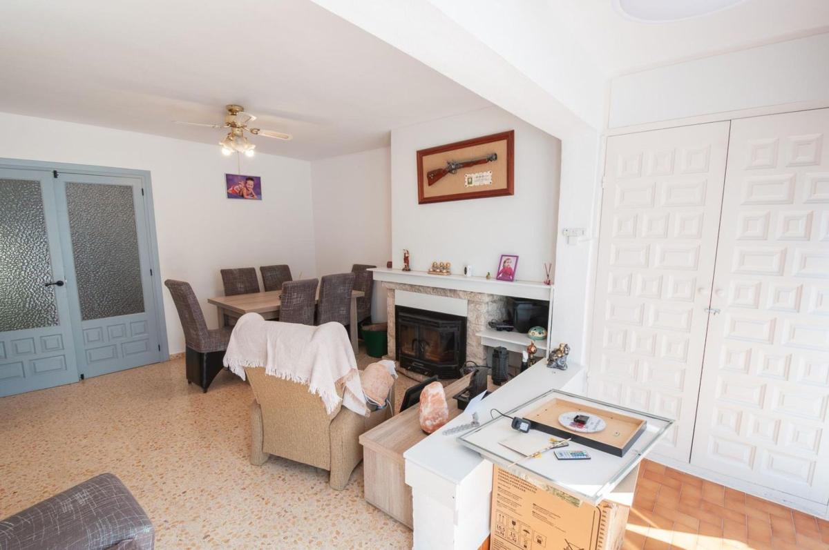 Sprzedaż niezależnego domku jednorodzinnego w  Casa o chalet independiente en Gargasindi, Calpe, Kalpe photo 5