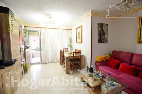 Piso en venta en Piso en Calle Salvador Allende, Juan XXIII, Alicante / Alacant, Alicante / Alacant thumbnail 2