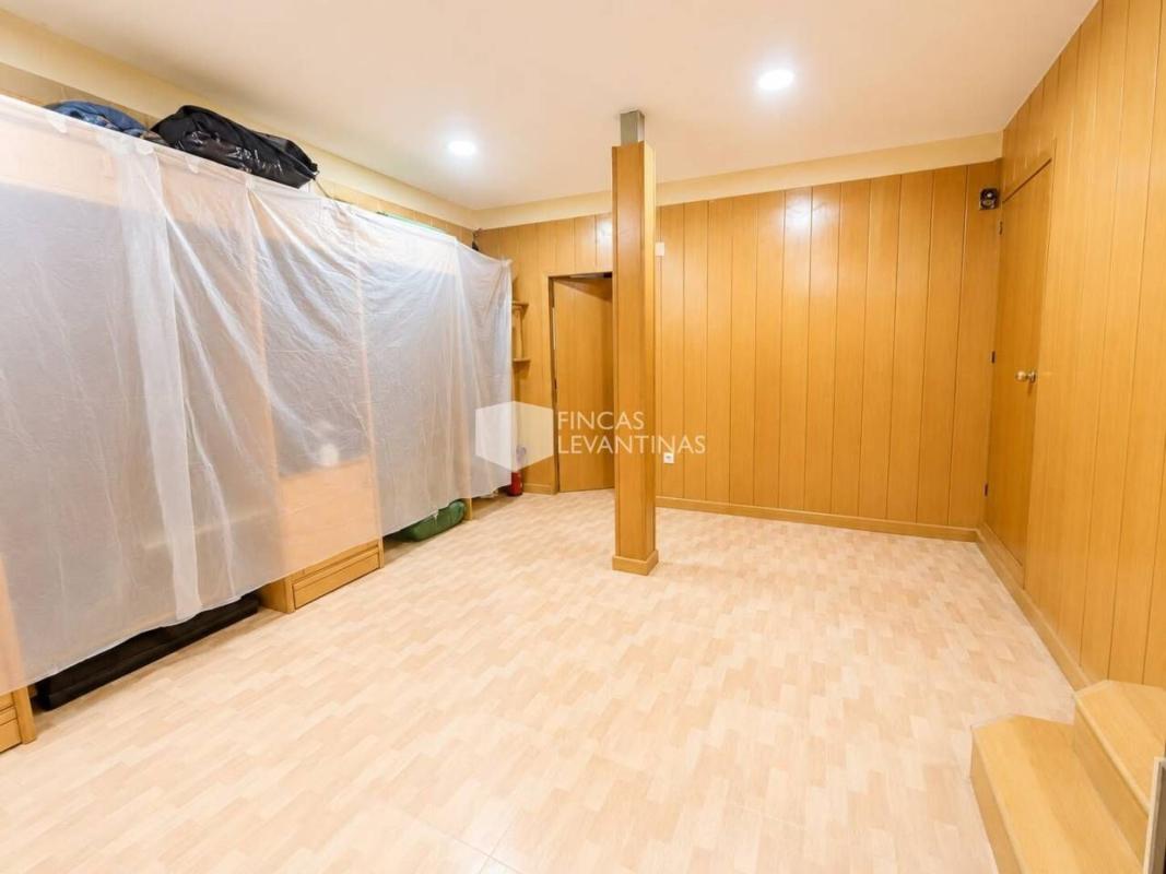 Недвижимость на продажу и в аренду в Испании photo 4