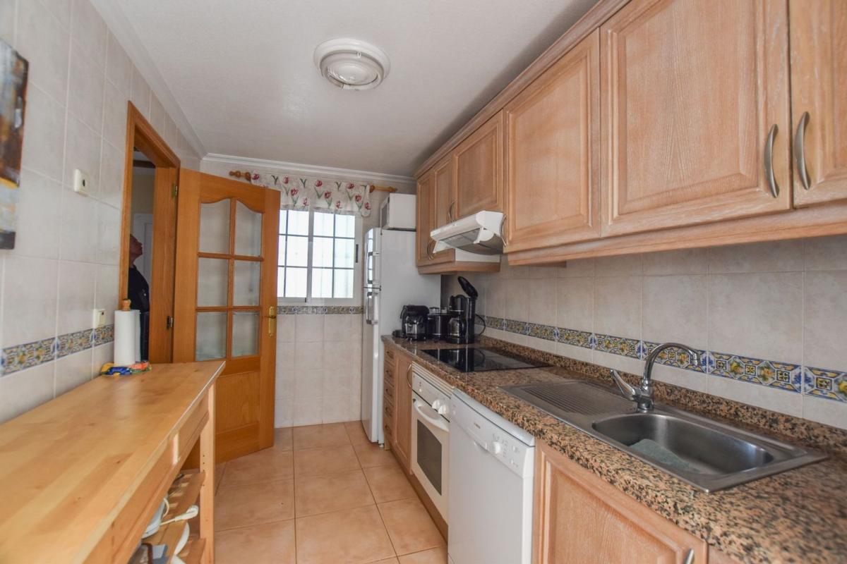Sale of townhouse in  Chalet adosado en Avenida de Noruega, 225, Mediterráneo-Novamar, Gran Alacant , Gran Alacant photo 5
