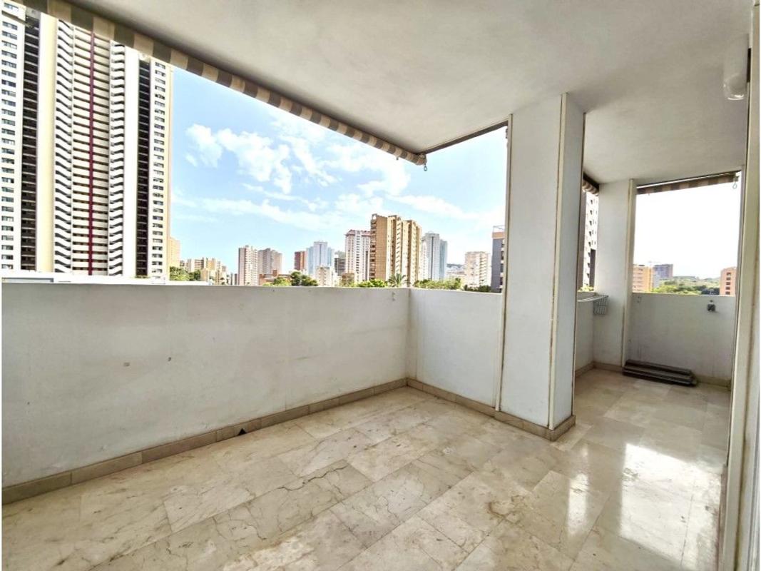 Venta de piso en Piso en Avenida de la Vila Joiosa, 35, Playa de Poniente, Benidorm, Benidorm
photo 3