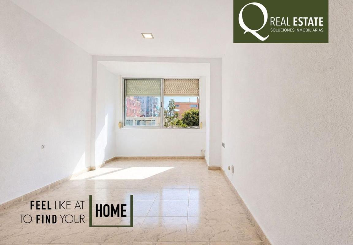 Venta de piso en Piso en Calle Doctor Ivorra, Centro, San Juan de Alicante, San Juan de Alicante
photo 1