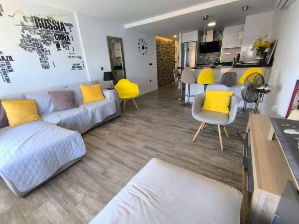 Penthouse for sale at Ático en Avenida de Villajoyosa, La Albufereta, Alicante / Alacant, Alicante photo 1