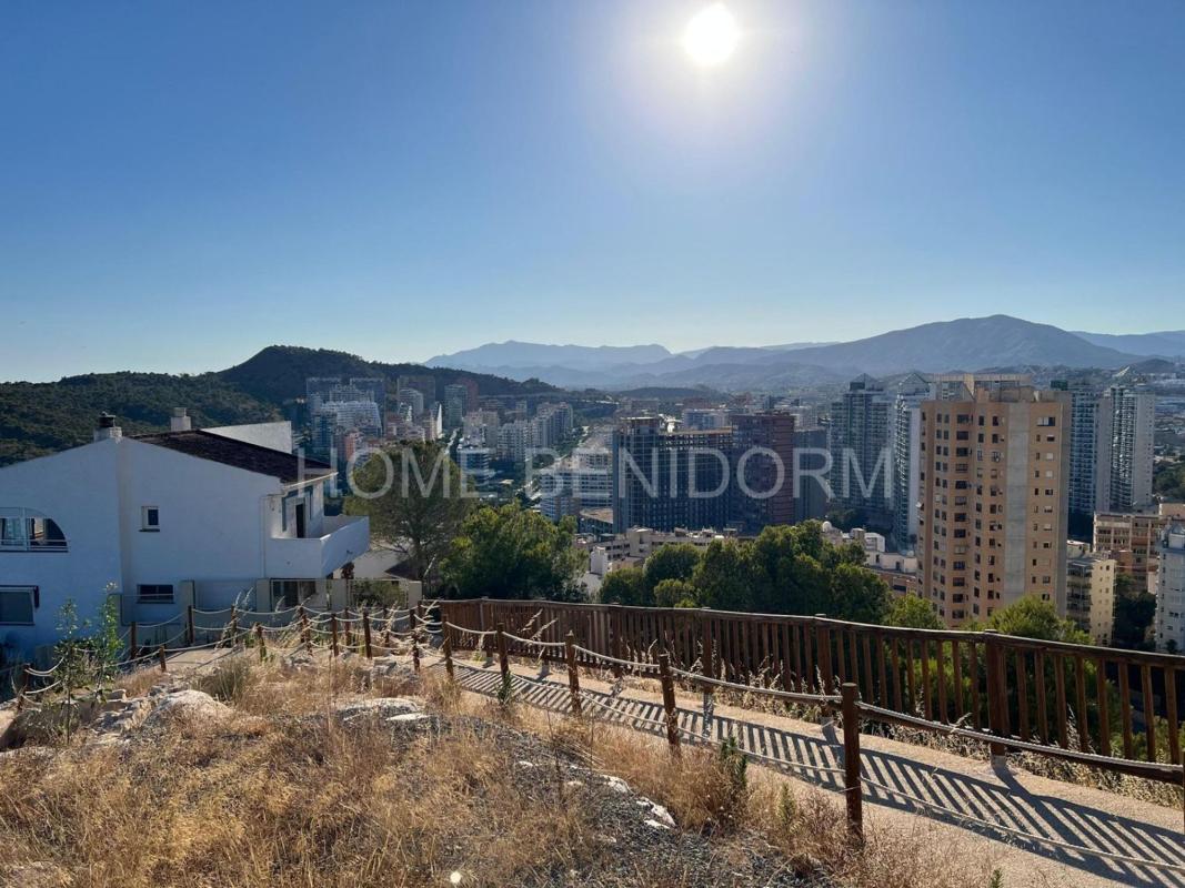 Sprzedaż mieszkania w Piso en Playa de Poniente, Benidorm, Benidorm
photo 1