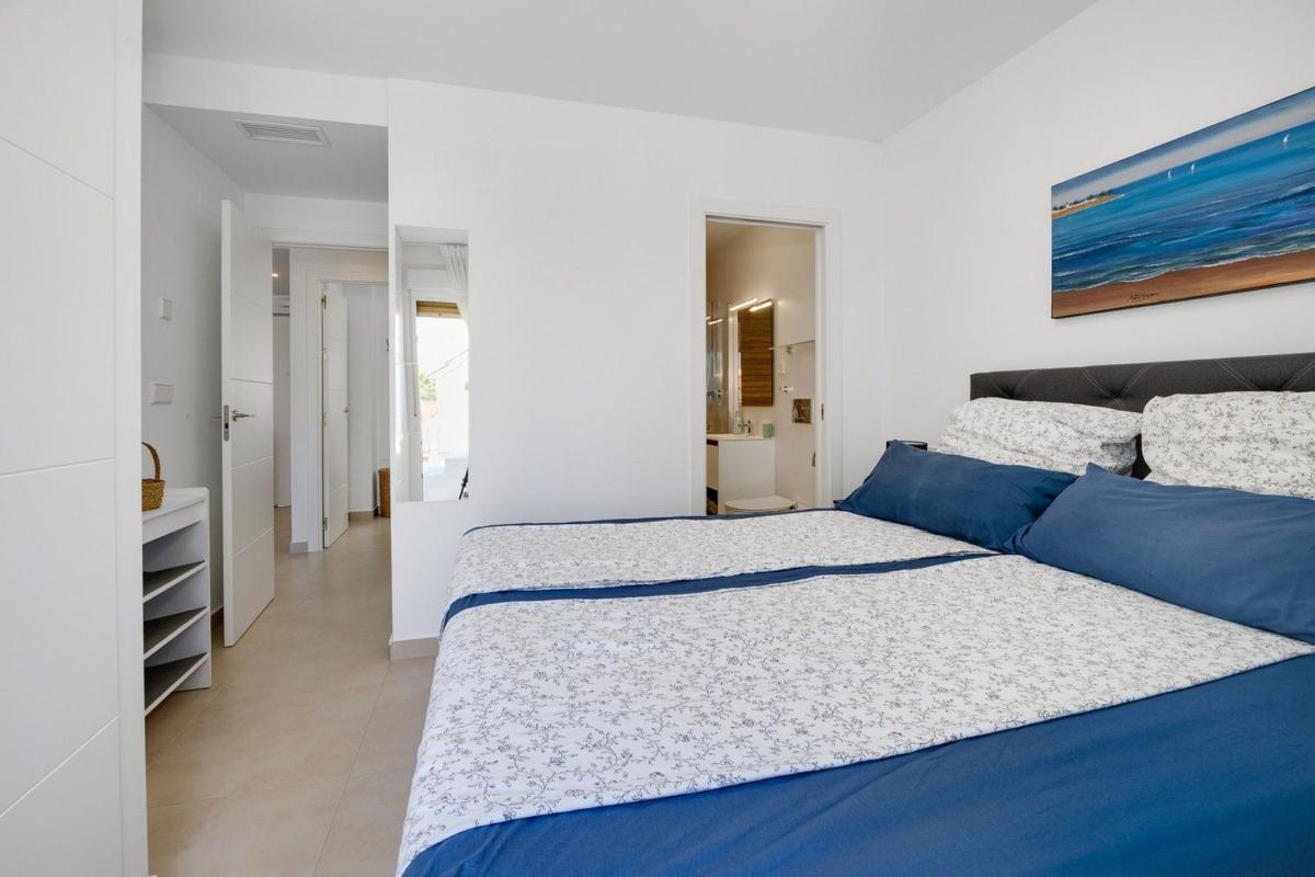 Продажа квартиры на Piso en Zona Pueblo, Pilar de la Horadada, Пилар де ла Орадада
 photo 4