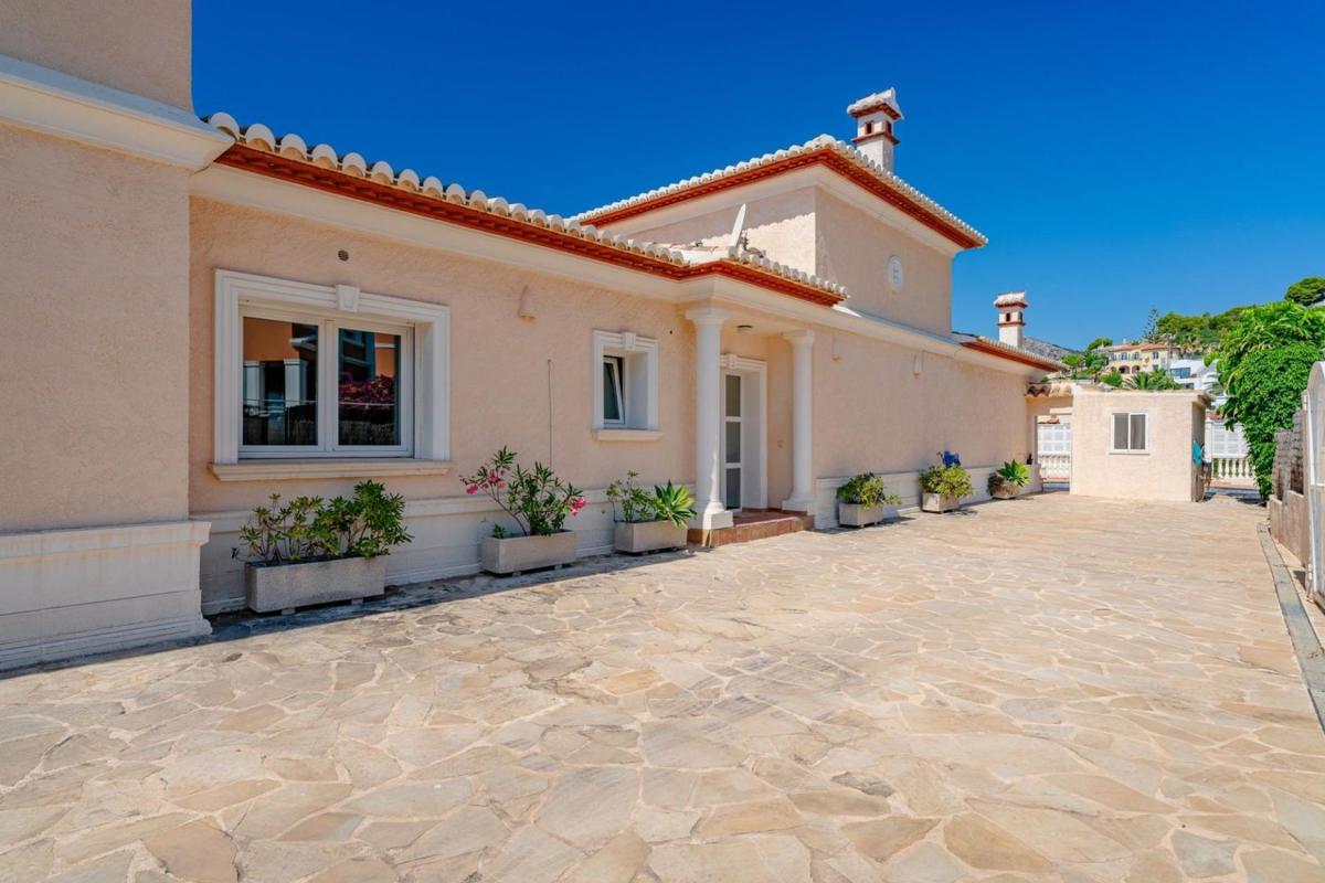 Продажа отдельного шале в Casa o chalet independiente en Canuta, Calpe, Кальпе photo 5