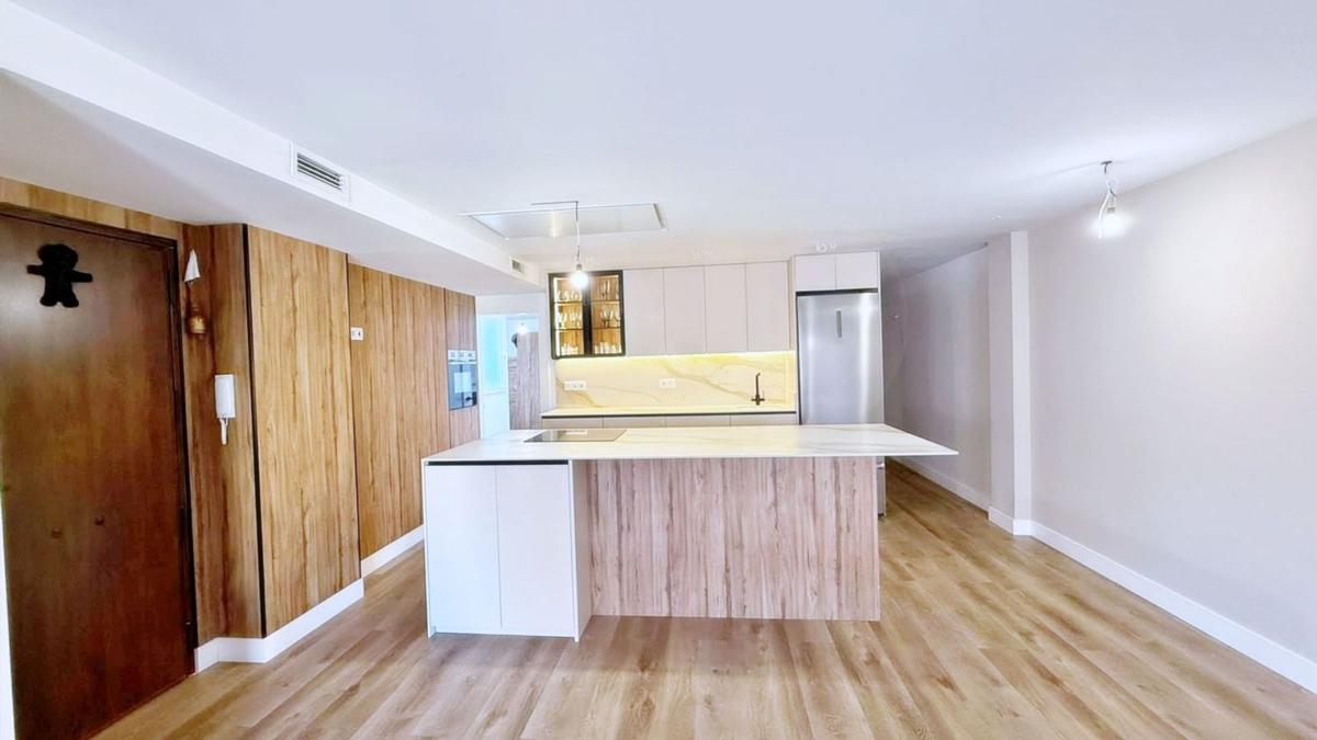 Venta de piso en Piso en Calle Fernanda Santamaría, 40, Plaza Crevillente-Juzgados, Elche / Elx, Elche / Elx
 photo 2