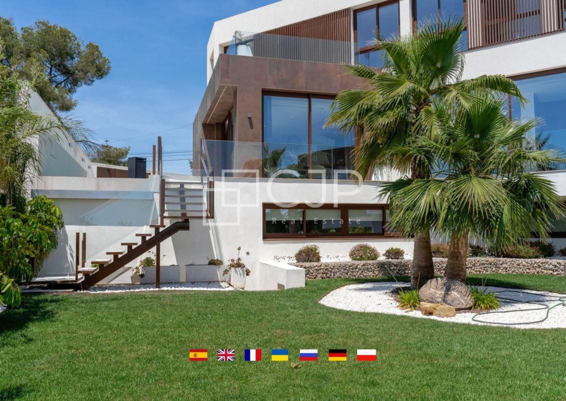 Sprzedaż niezależnego domku jednorodzinnego w  Casa o chalet independiente en Urbanizacion Coblanca, Varadero, La Nucia, La Nucia photo 2