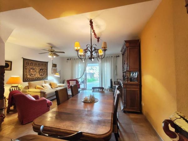 Частный шале на продаже в  Casa o chalet independiente en Platja Vila Joiosa, La Villajoyosa / Vila Joiosa, Ла Виллахойоса / Вила Хойоса photo 4