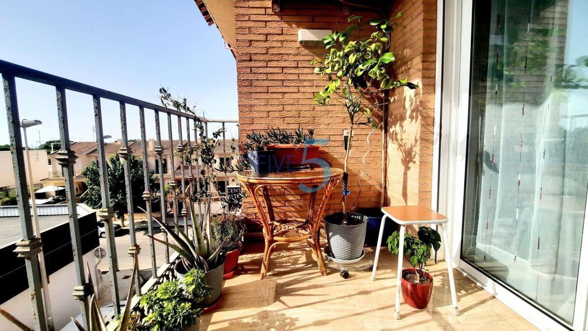 Продажа квартиры на Piso en Zona Pueblo, Pilar de la Horadada, Пилар де ла Орадада
photo 1