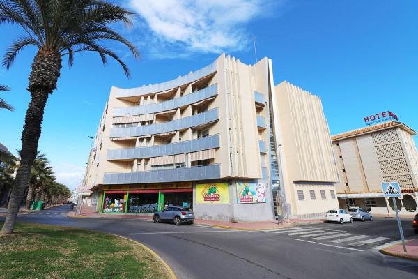 Sprzedaż mieszkania w Piso en Avenida del Mediterrani, Guardamar Playa, Guardamar del Segura, Guardamar del Segura
photo 1