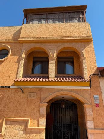 Chalet pareado en Calle Rojales s/n, Zona Pueblo, Guardamar del Segura photo 2