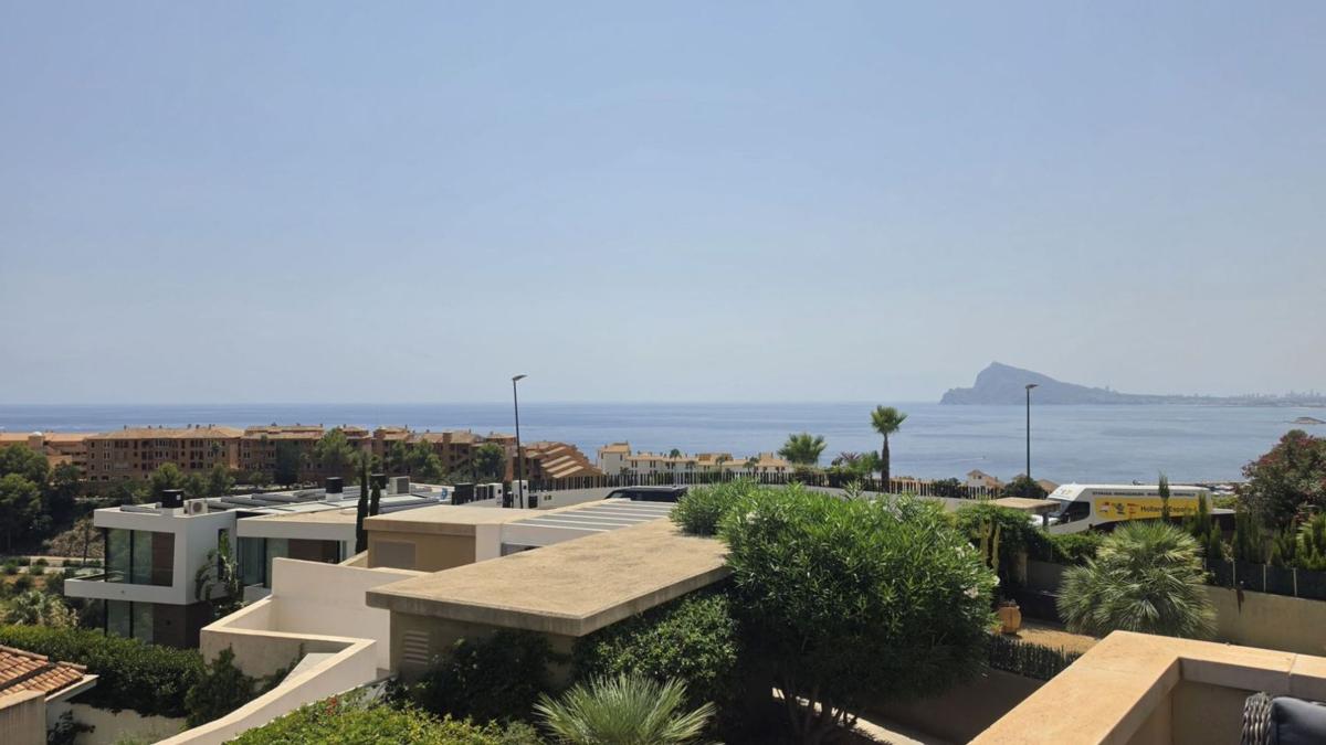 Sprzedaż mieszkania w Piso en Zona de Mascarat, Altea, Altea
photo 2