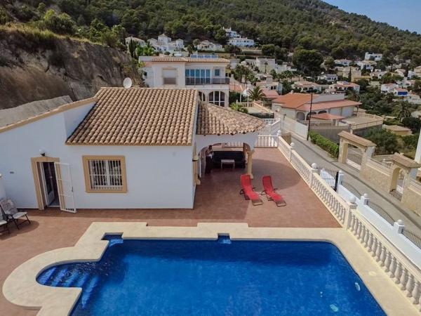 Частный шале на продаже в  Casa o chalet en Oltamar-Cucarres, Calpe, Кальпе photo 4