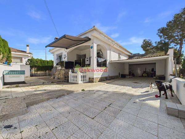 Chalet independiente en venta en Casa o chalet en Calle Chopo, Pinar de Campoverde, Pilar de la Horadada, Pilar de la Horadada
photo 1