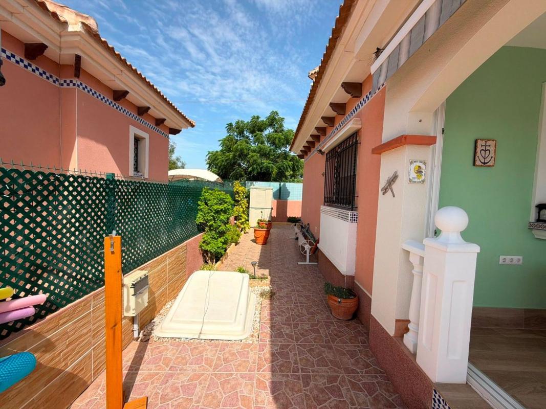 Продажа отдельного шале в Casa o chalet en Calle Algarrobo, 101, Los Montesinos, Лос-Монтесинос photo 5