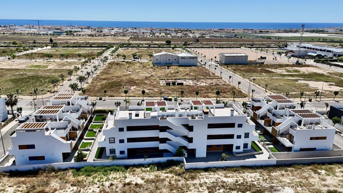 Продажа квартиры на Piso en Zona Pueblo, Pilar de la Horadada, Пилар де ла Орадада
 photo 3