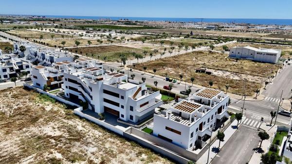 Продажа квартиры на Piso en Zona Pueblo, Pilar de la Horadada, Пилар де ла Орадада
 photo 4
