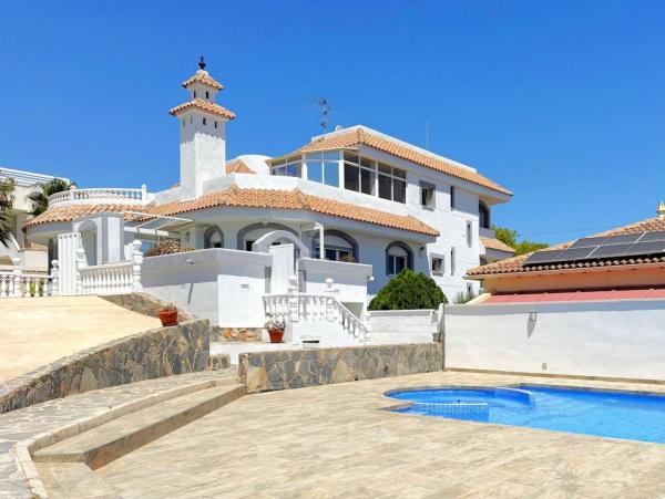 Chalet wolnostojący na sprzedaż w Casa o chalet independiente en Blue Lagoon - Galán, San Miguel de Salinas, San Miguel de Salinas photo 1