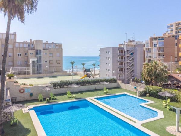 Venta de piso en Piso en Calle de Velázquez, Playa Muchavista, El Campello, El Campello
thumbnail 2