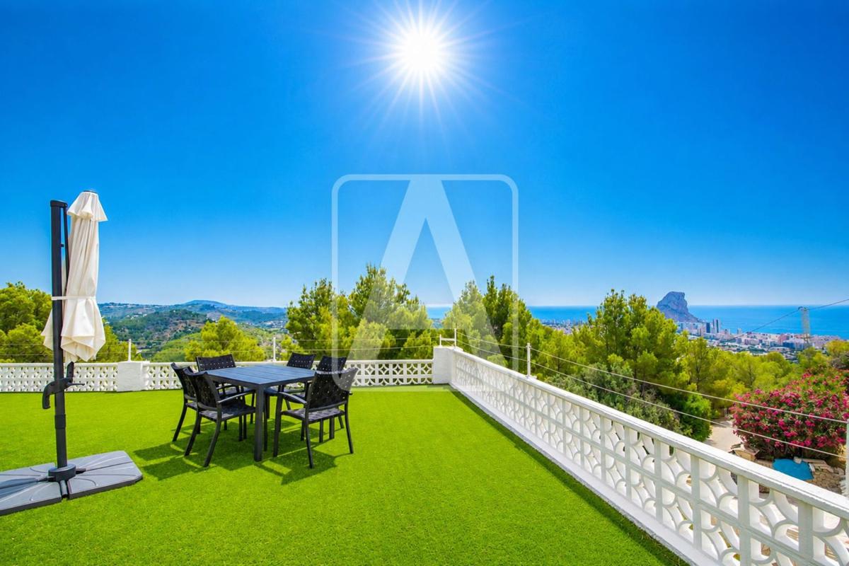 Venta de chalet independiente en Casa o chalet en Oltamar-Cucarres, Calpe, Calpe
photo 1