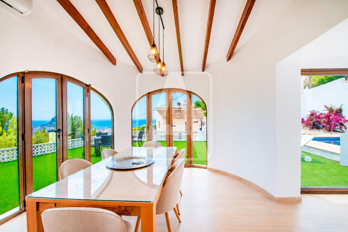 Venta de chalet independiente en Casa o chalet en Oltamar-Cucarres, Calpe, Calpe
photo 5