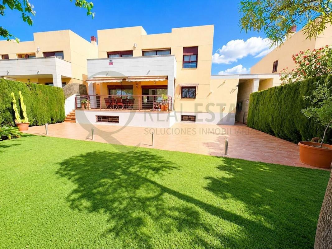 Venta de chalet independiente en Casa o chalet independiente en Calle de l'Unicorn, Almajada-Ravel, Mutxamel, Mutxamel
photo 3