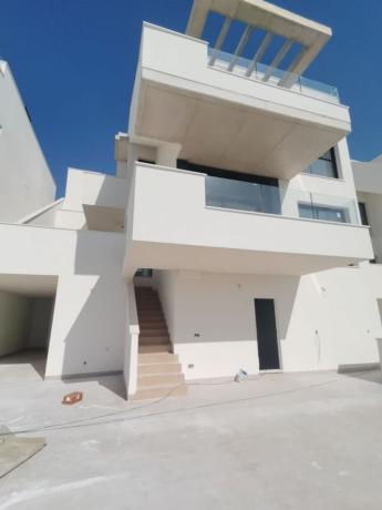 Частный шале на продаже в Casa o chalet independiente en La Cañada - Los Alcores, San Miguel de Salinas, Сан-Мигель-де-Салинас photo 1
