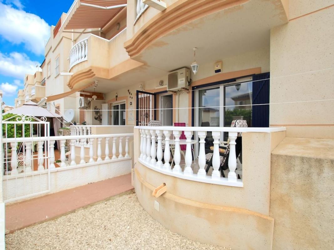 Venta de piso en Piso en Calle Sierra de Cazalla, La Marquesa, Rojales, Rojales
photo 1