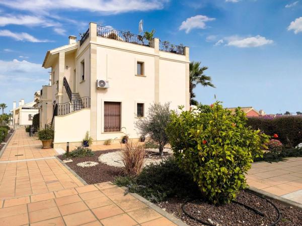 Venta de piso en Piso en Calle los Montesinos, 660, Algorfa, Algorfa
photo 1