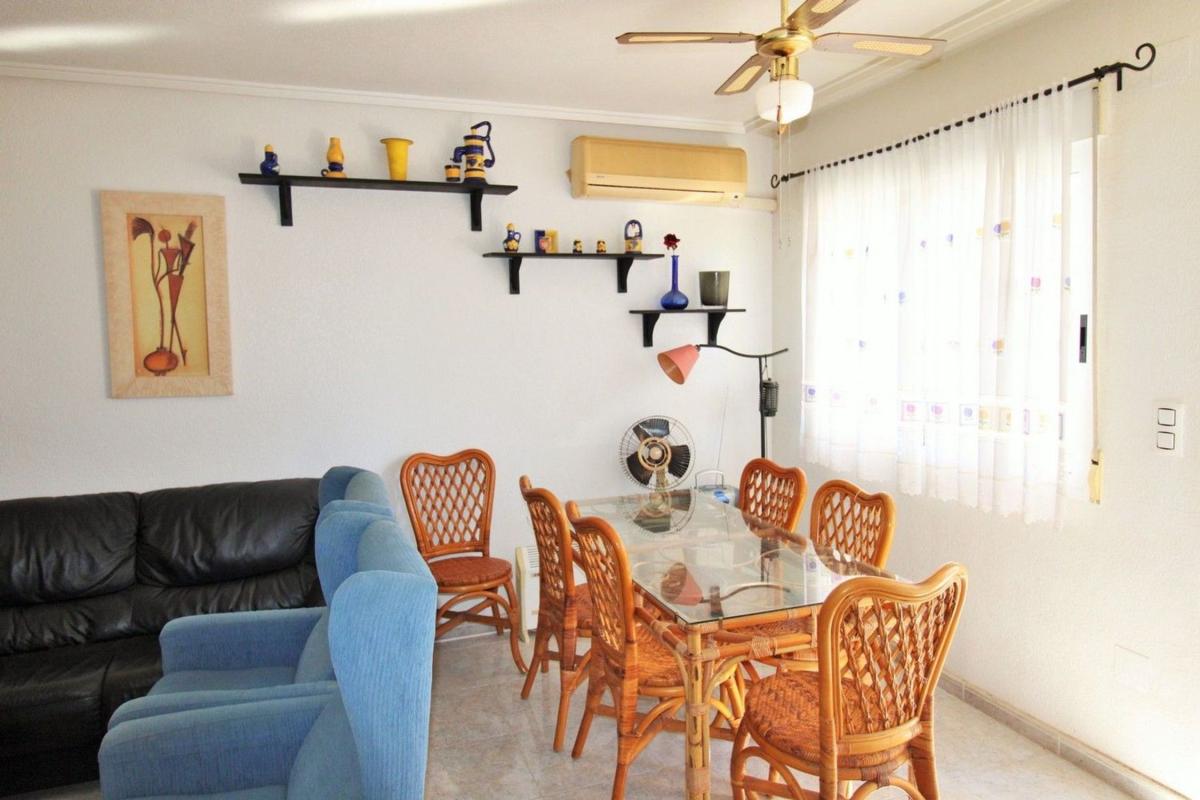 Venta de chalet adosado en  Chalet adosado en Villamartín, Orihuela , Orihuela photo 5
